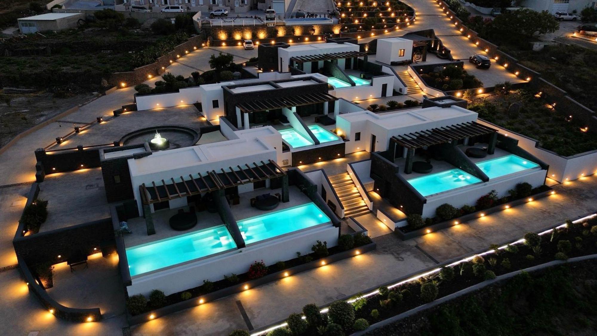 Brilliance Suites (Adults Only) Imerovigli  Bagian luar foto