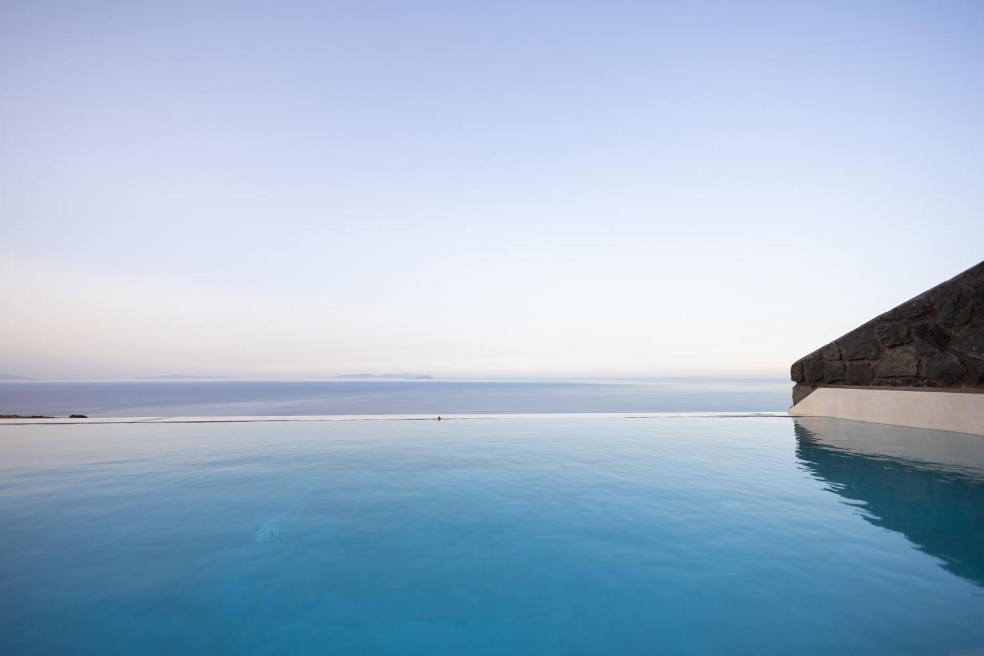 Brilliance Suites (Adults Only) Imerovigli  Bagian luar foto