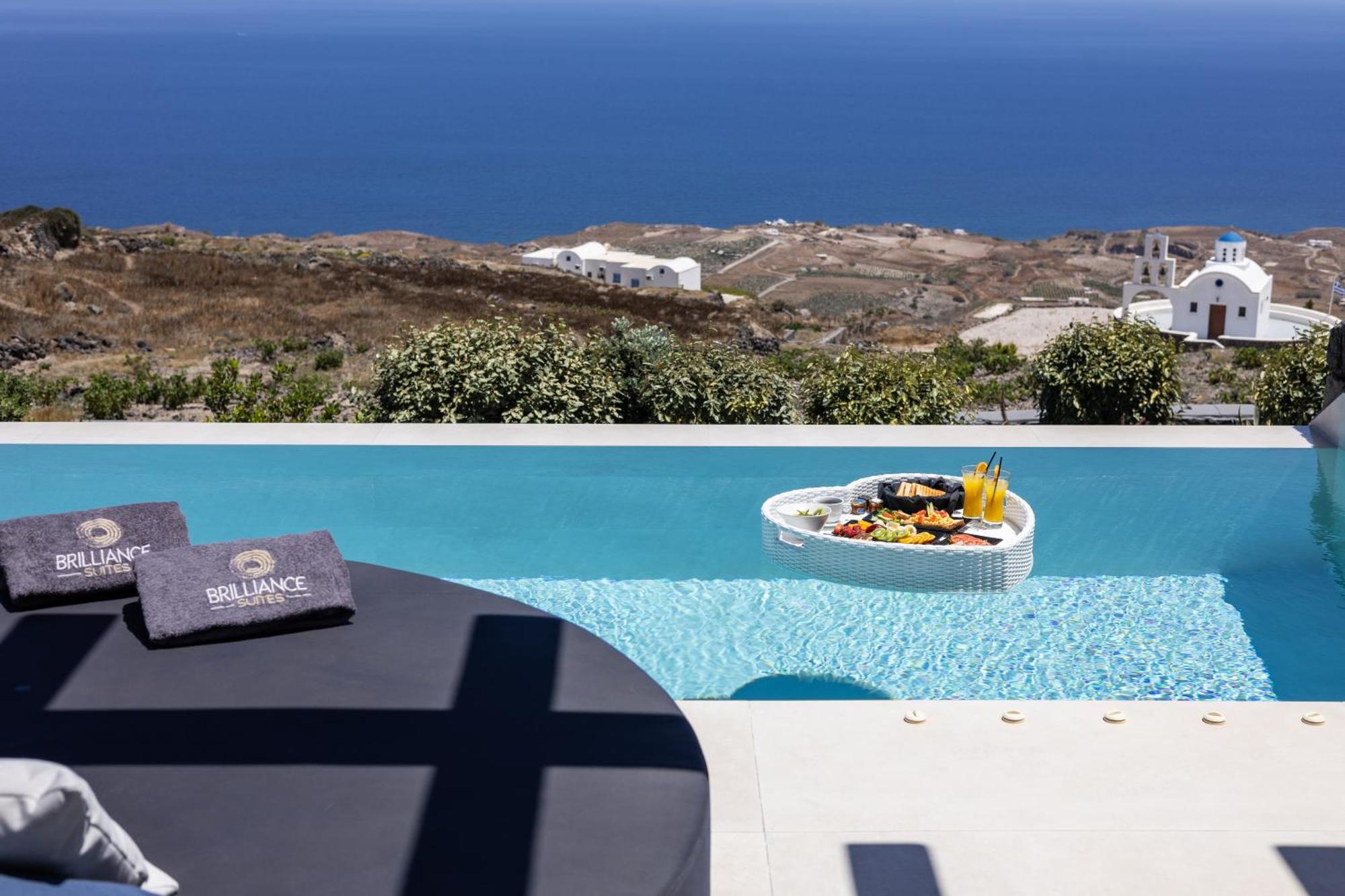 Brilliance Suites (Adults Only) Imerovigli  Bagian luar foto